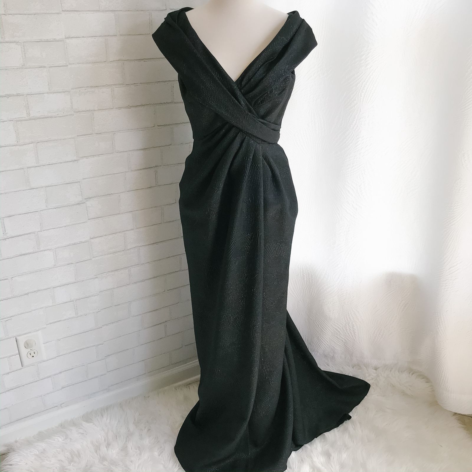 Carmen Marc Valvo Black Formal Dress With Bustle 8